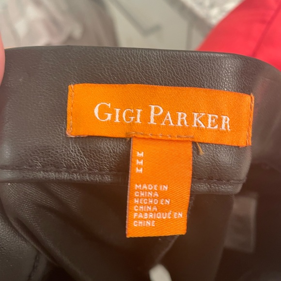 Faux Leather wide leg pull on pants size medium - Picture 2 of 4